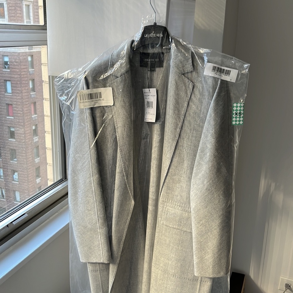 NWT Lafayette 148 New York Gray Italian Cashmere Peacoat Coat Jacket